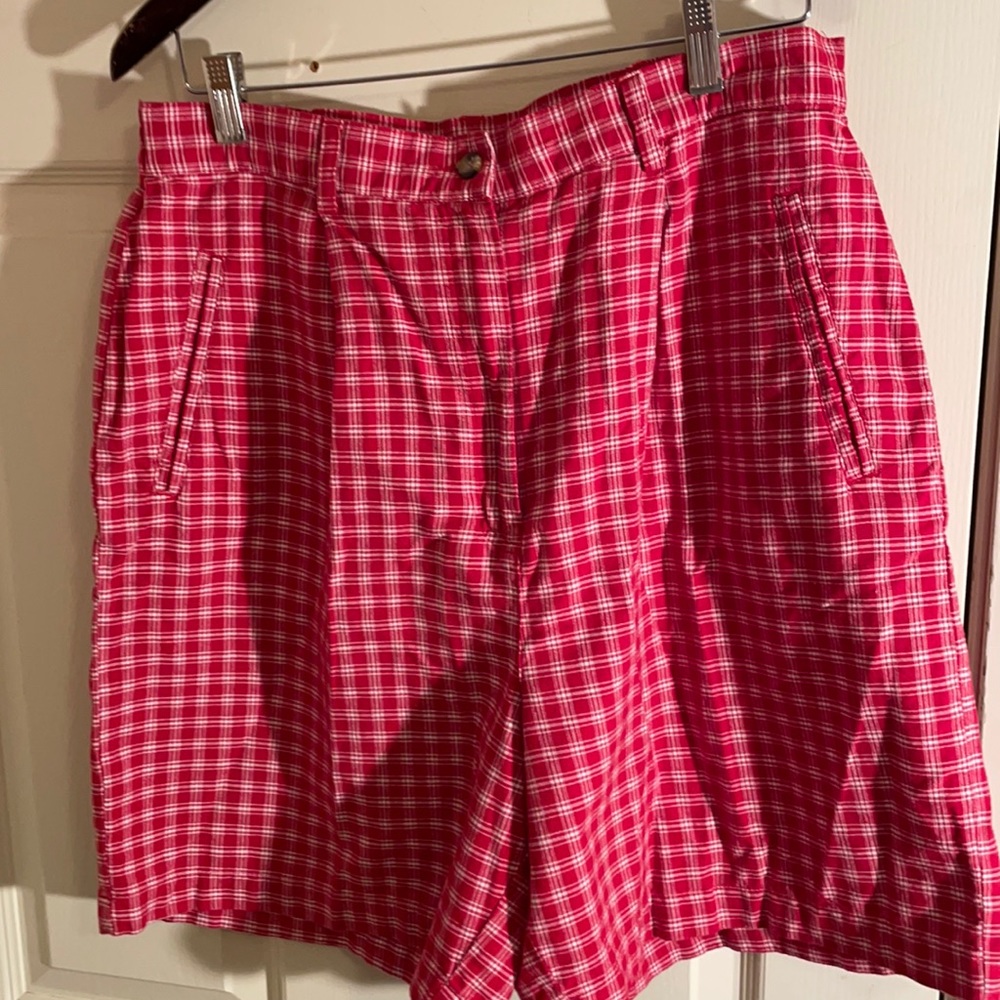 Jennifer Moore Mom Shorts pleated red plaid shorts wide leg 80’s Size 16 100%cot